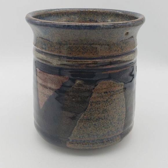 Evelyn LaMers Glazed Studio Pottery Mug - Picture 5 of 10